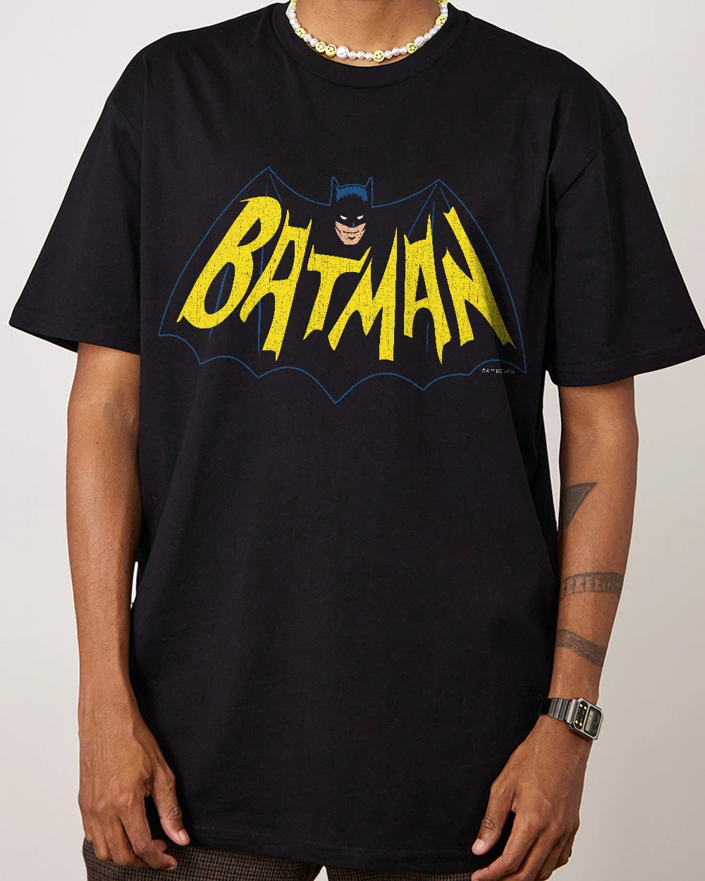 DC Batman Vintage 60s Logo T-Shirt 4 DC Batman Vintage 60s Logo T-Shirt - Image 2