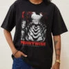 IT Pennywise The Clown T-Shirt 2 IT Pennywise The Clown T-Shirt -Thread Heads Sale Store Black Front a619be55 a3d3 493c a715 25b74dac48d0
