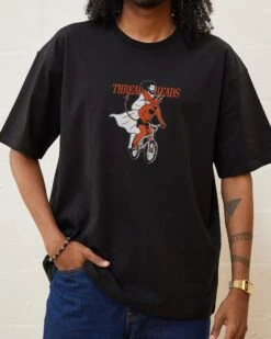 Good Vs Evil T-Shirt -Thread Heads Sale Store Black Front c21b459a d82e 4bc8 b555 75df3529e33f