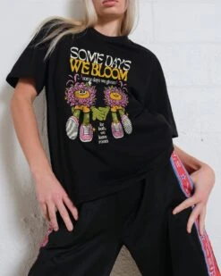 We Bloom T-Shirt 9 We Bloom T-Shirt -Thread Heads Sale Store Black Front d2e1f1d0 7baf 44d2 bd46 18c63d9fcd6a
