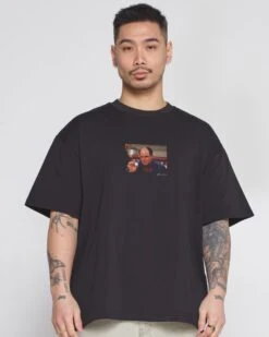 Marine Biologist Oversized Tee -Thread Heads Sale Store BlackOversized Close Up Front a74a1fa0 5870 4eb2 b6cf 1cd007b2814f