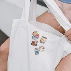 Anti-Depressants Cats Enamel Pin -Thread Heads Sale Store DSC02231 b65c41af 0993 421e 9bc1 064a81b6d087