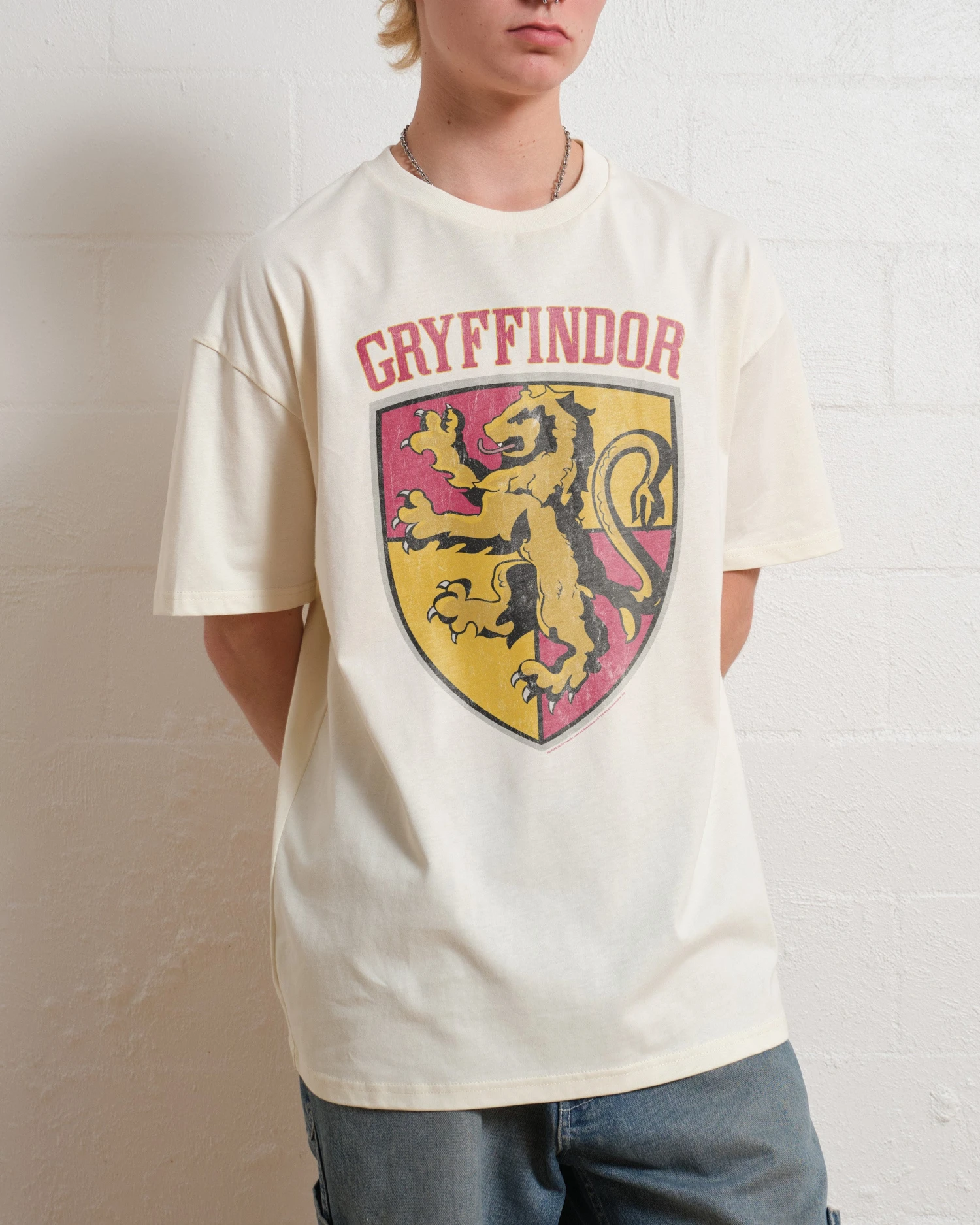Harry Potter Gryffindor Crest T-Shirt 3 Harry Potter Gryffindor Crest T-Shirt