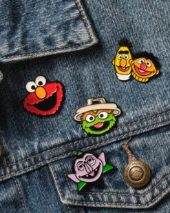 Sesame Street The Count Enamel Pin -Thread Heads Sale Store Pins lifestyle 07 be4d1628 aff6 4b14 9bcf ebbee00dace71 1