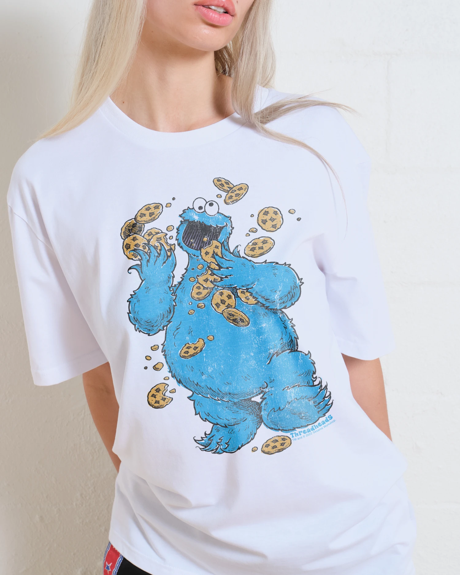 Sesame Street Cookie Monster Om Nom Nom T-Shirt 6 Sesame Street Cookie Monster Om Nom Nom T-Shirt - Image 4