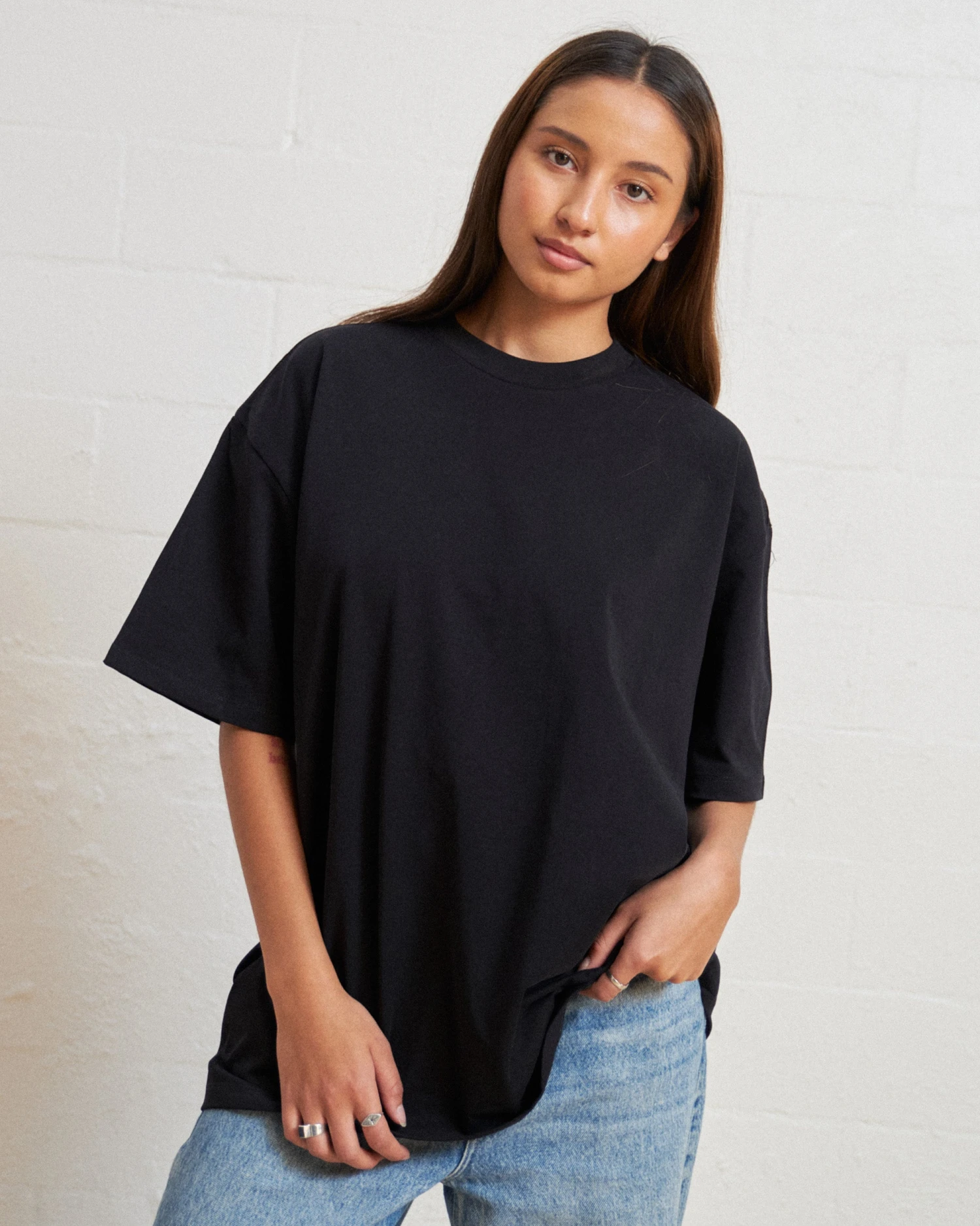 Oversized Tee 4 Pack: Charcoal, Black, Powder Blue, White 7 Oversized Tee 4 Pack: Charcoal, Black, Powder Blue, White - Image 5